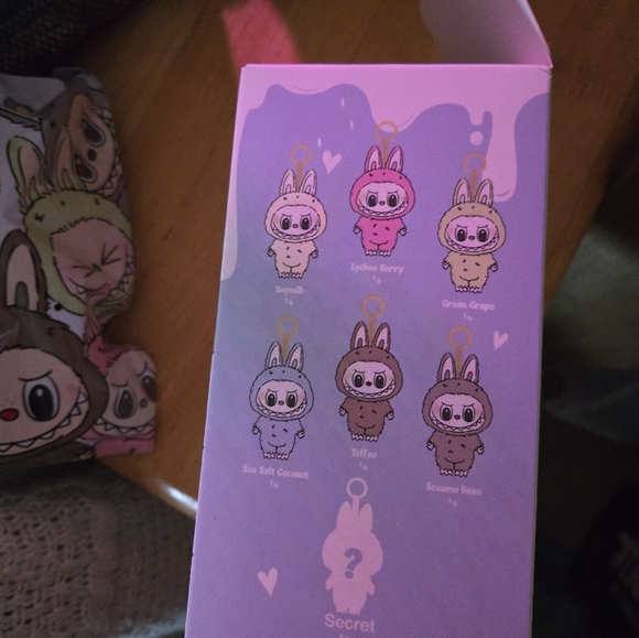 Labubu Popmart Seasame Bean Macaron - Picture 6 of 7